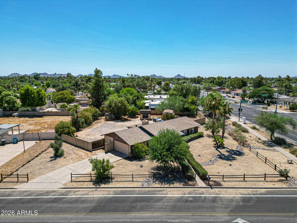 13636 N 60TH Street, Scottsdale, AZ 85254 — photo 2