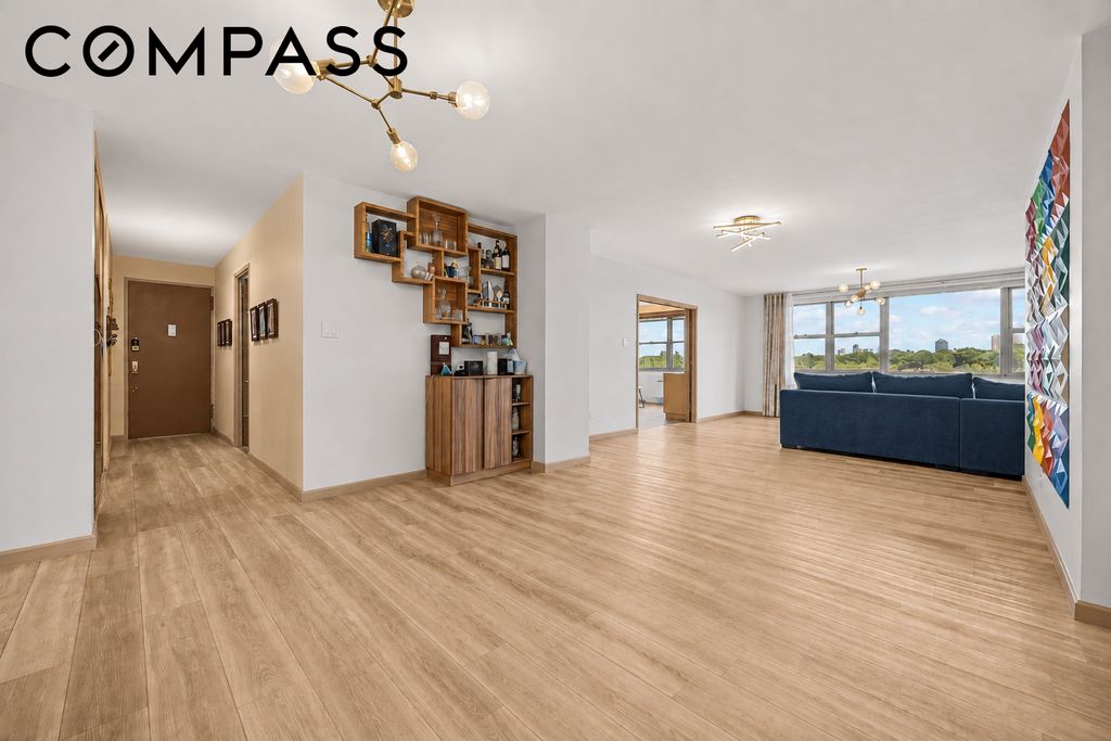 6120 Grand Central Pkwy Apt B603, New York City, NY 11375