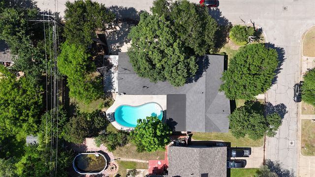 2133 Williams Place, Fort Worth, TX 76111