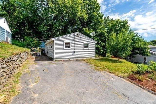 50 Grand St, Fitchburg, MA 01420