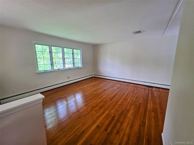 25 Oakwood Drive, Wappingers Falls, NY 12590