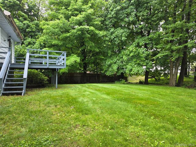 25 Oakwood Drive, Wappingers Falls, NY 12590