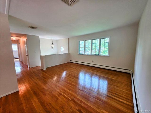25 Oakwood Drive, Wappingers Falls, NY 12590