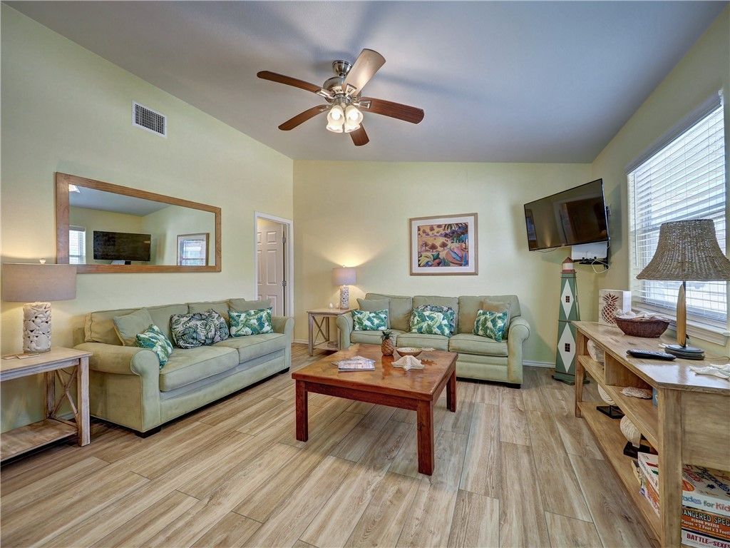 1726 S 11th St 102, Port Aransas, TX 78373 — photo 4