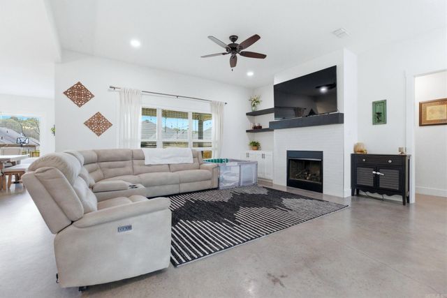 9509 Meadow Oak Drive, Sherwood, AR 72120