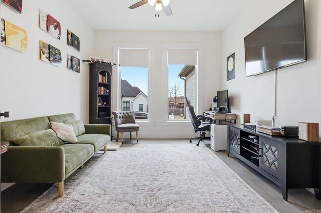 9509 Meadow Oak Drive, Sherwood, AR 72120