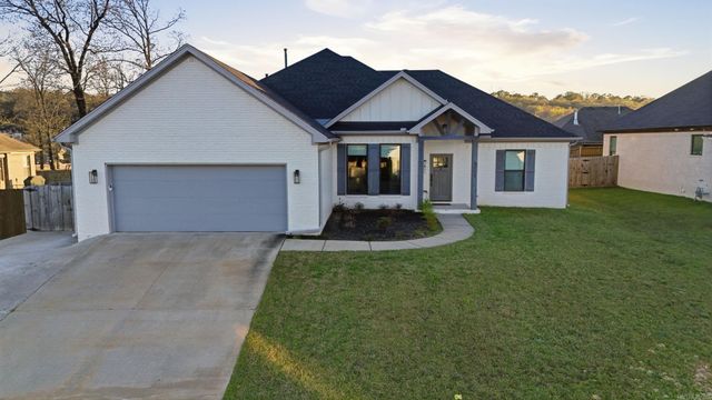 9509 Meadow Oak Drive, Sherwood, AR 72120