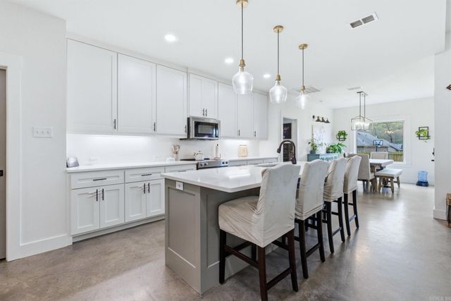 9509 Meadow Oak Drive, Sherwood, AR 72120