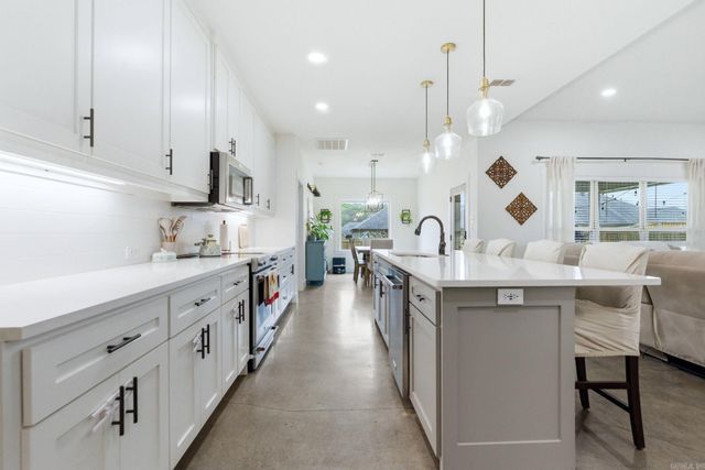 9509 Meadow Oak Drive, Sherwood, AR 72120