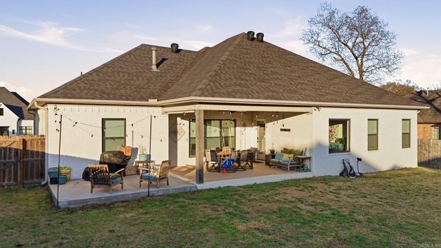 9509 Meadow Oak Drive, Sherwood, AR 72120