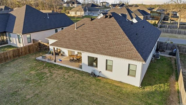 9509 Meadow Oak Drive, Sherwood, AR 72120