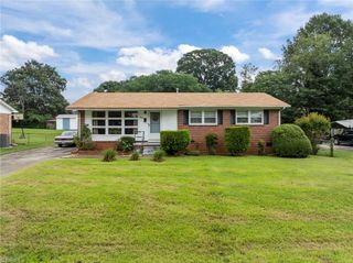 3009 Lomond Street, Winston-salem, NC 27127