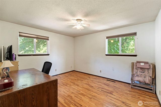 9111 116th Street E, Puyallup, WA 98373
