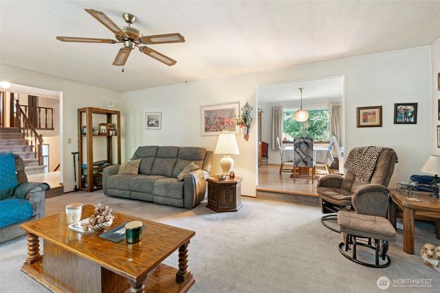 9111 116th Street E, Puyallup, WA 98373