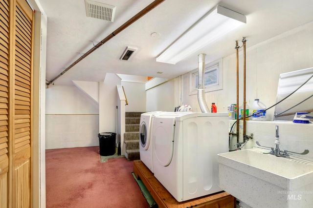 252 6th Ave E, Twin Falls, ID 83301