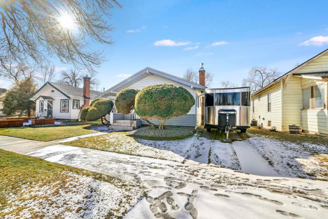 252 6th Ave E, Twin Falls, ID 83301