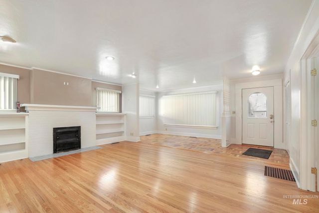 252 6th Ave E, Twin Falls, ID 83301