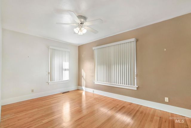 252 6th Ave E, Twin Falls, ID 83301