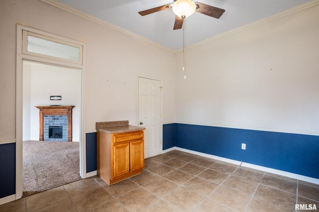 1003 N MONROE Street, Marion, IL 62959