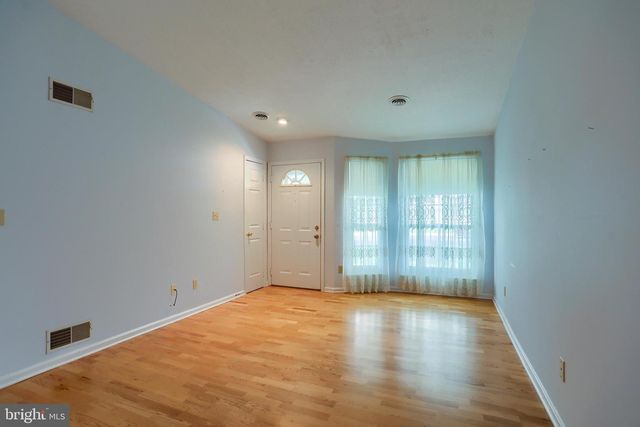 73 GREENSPRING DR, Mechanicsburg, PA 17050