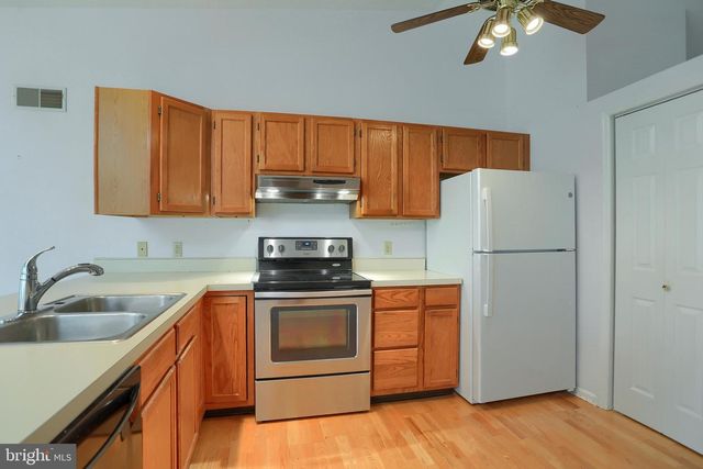 73 GREENSPRING DR, Mechanicsburg, PA 17050