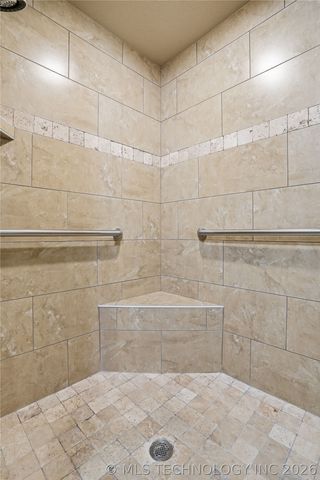 9285 E 133rd Street S, Bixby, OK 74008