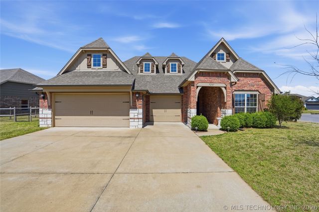 9285 E 133rd Street S, Bixby, OK 74008