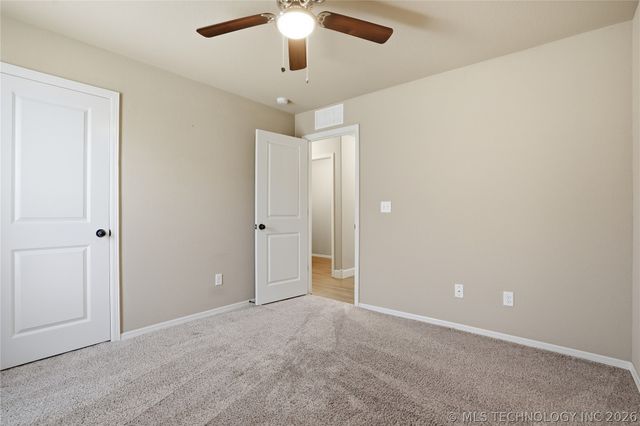 9285 E 133rd Street S, Bixby, OK 74008