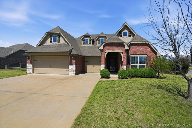 9285 E 133rd Street S, Bixby, OK 74008