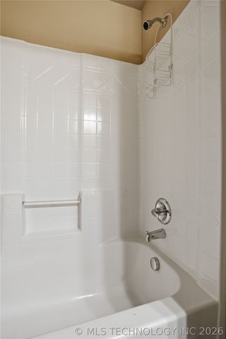 9285 E 133rd Street S, Bixby, OK 74008