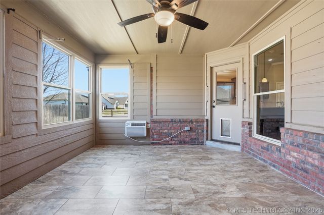 9285 E 133rd Street S, Bixby, OK 74008