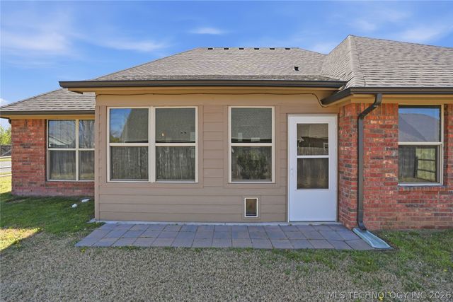 9285 E 133rd Street S, Bixby, OK 74008