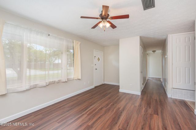 7988 RENAULT Drive, Jacksonville, FL 32244