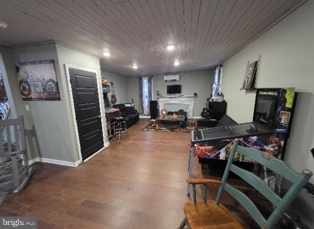 4535 PEARSONS CORNER RD, Dover, DE 19904