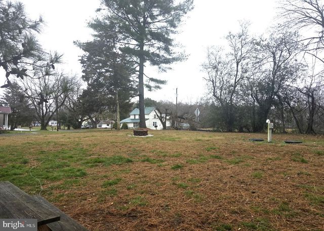 4535 PEARSONS CORNER RD, Dover, DE 19904