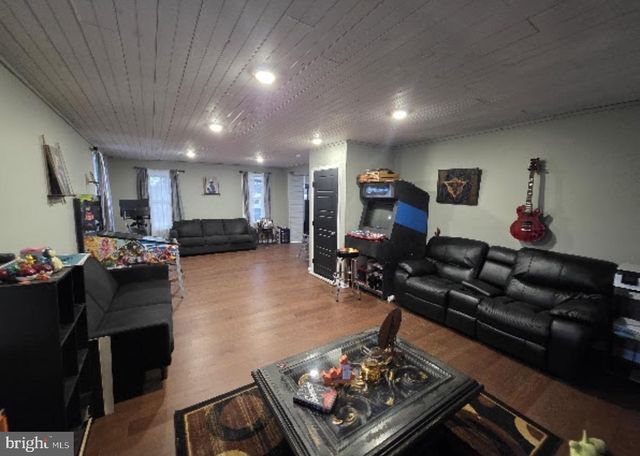 4535 PEARSONS CORNER RD, Dover, DE 19904