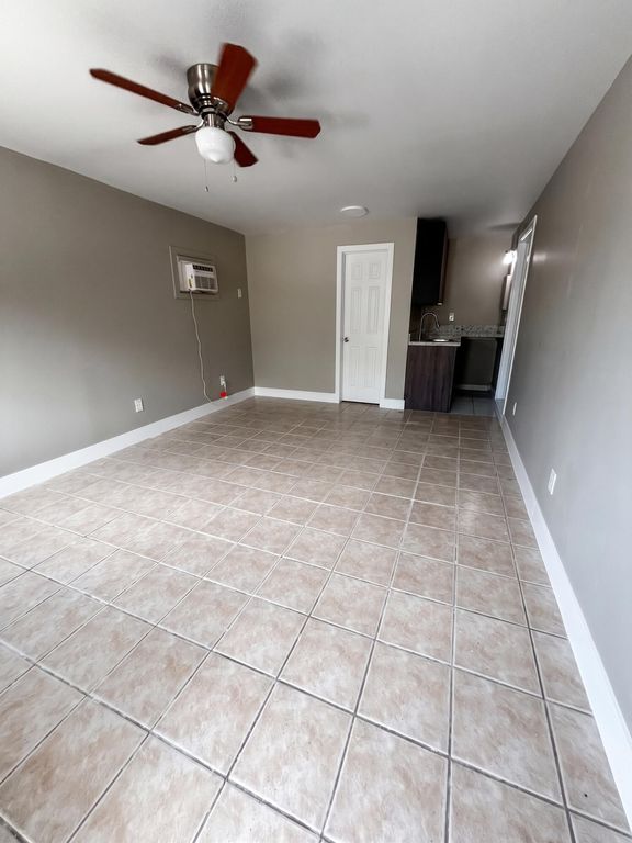 1711 N 17TH Court C, Hollywood, FL 33020