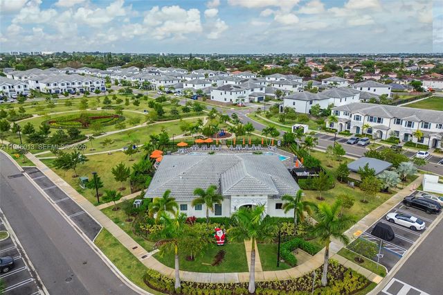 13073 SW 286th Way, Homestead, FL 33033