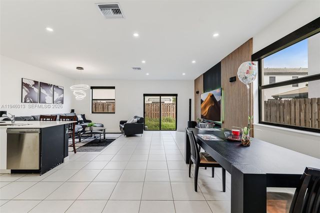 13073 SW 286th Way, Homestead, FL 33033