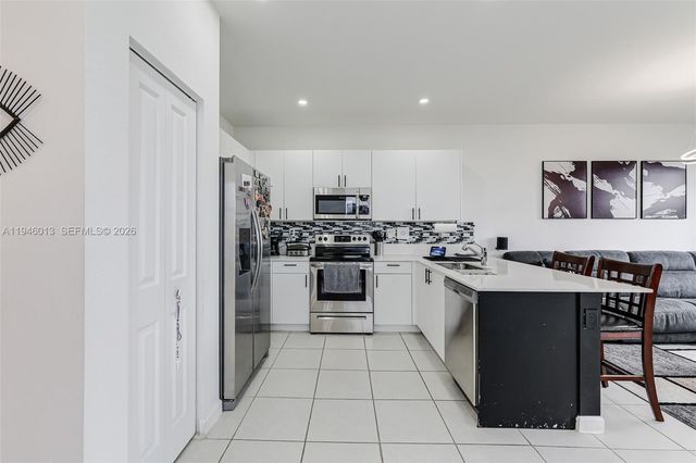 13073 SW 286th Way, Homestead, FL 33033