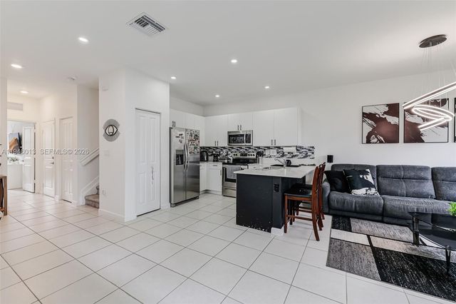 13073 SW 286th Way, Homestead, FL 33033