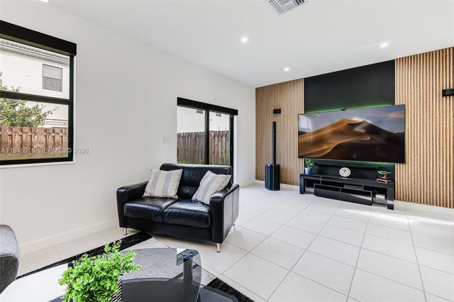 13073 SW 286th Way, Homestead, FL 33033