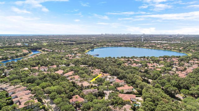 923 Mill Creek Drive, Palm Beach Gardens, FL 33410