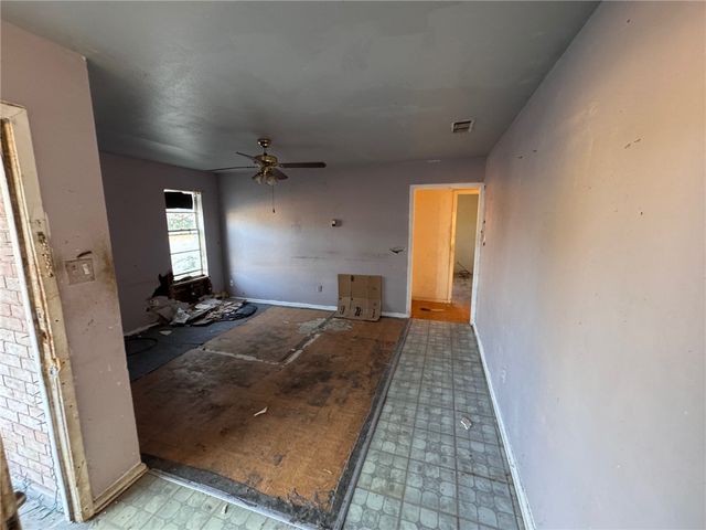 1733 Kern Dr, Corpus Christi, TX 78412