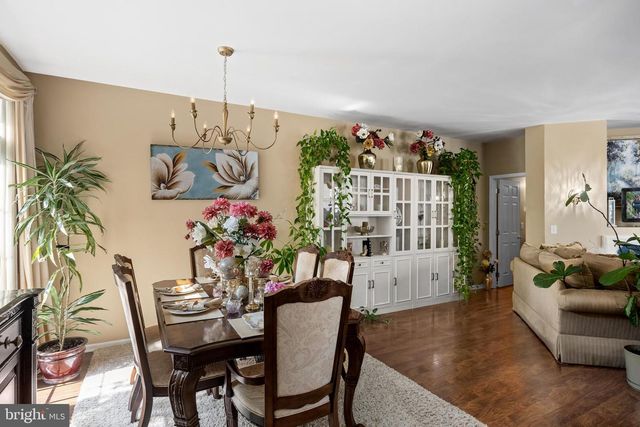 34 MEADOW CIR, Mays Landing, NJ 08330