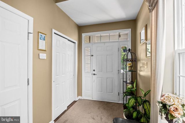 34 MEADOW CIR, Mays Landing, NJ 08330
