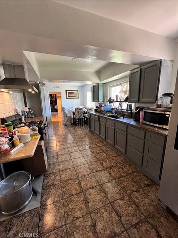 11211 McGirk Ave, El Monte, CA 91731