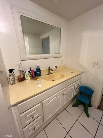 11211 McGirk Ave, El Monte, CA 91731