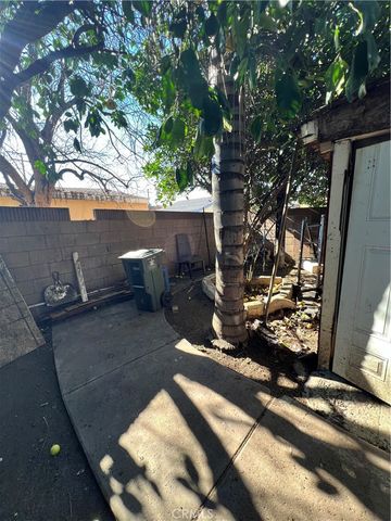 11211 McGirk Ave, El Monte, CA 91731