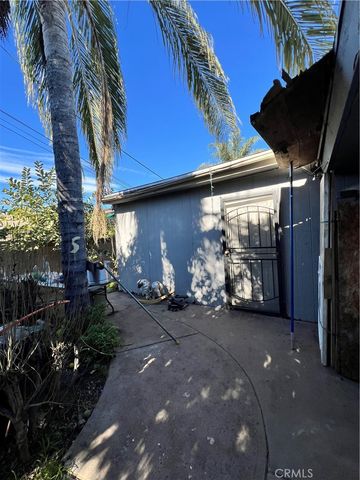 11211 McGirk Ave, El Monte, CA 91731